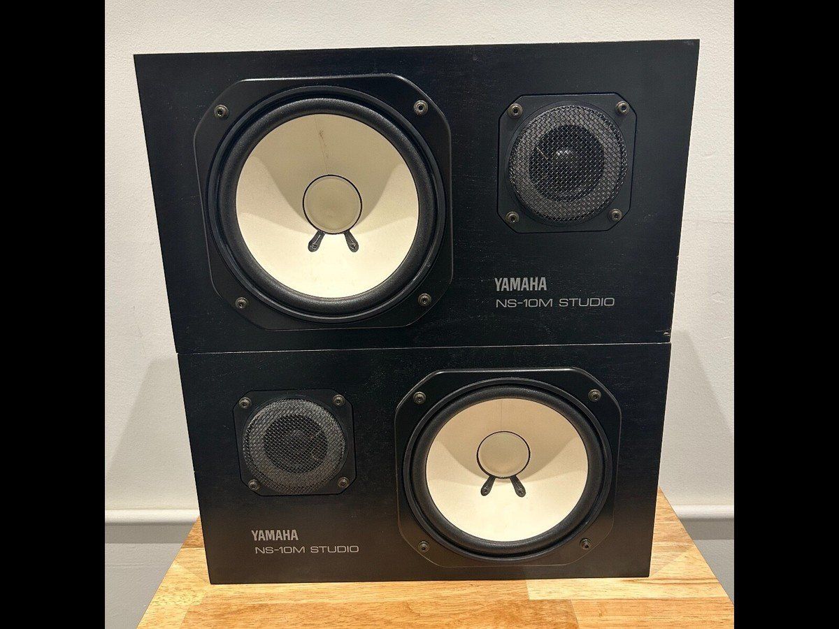YAMAHA NS-10M